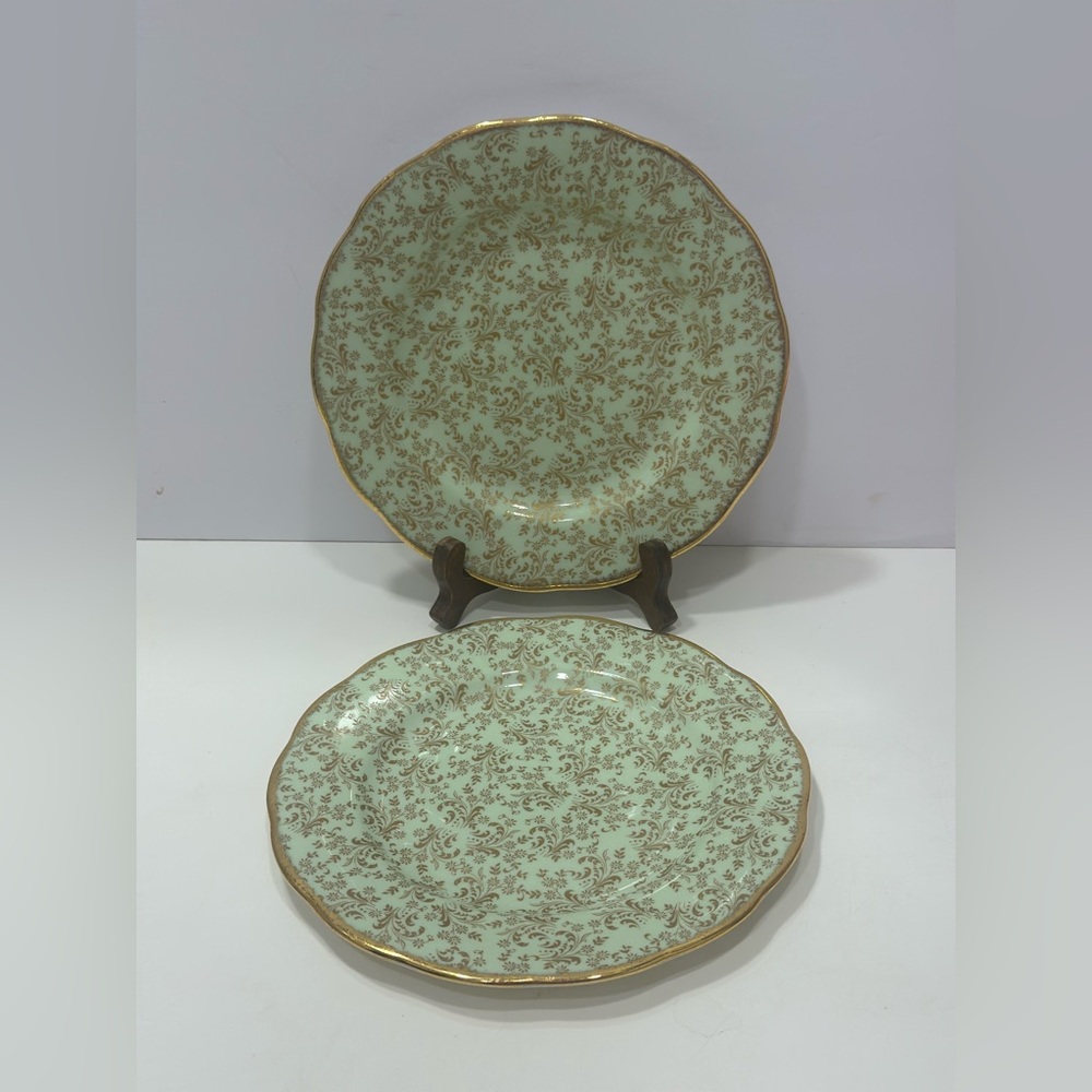 2 Royal Albert Archive Collectable Teas Salad Dessert Plates Apple 8” Green Gold